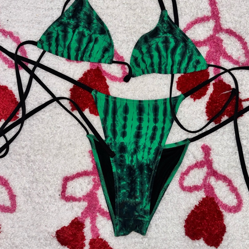 Green Tie-Dye Triangle Bikini Set - Women's Swim